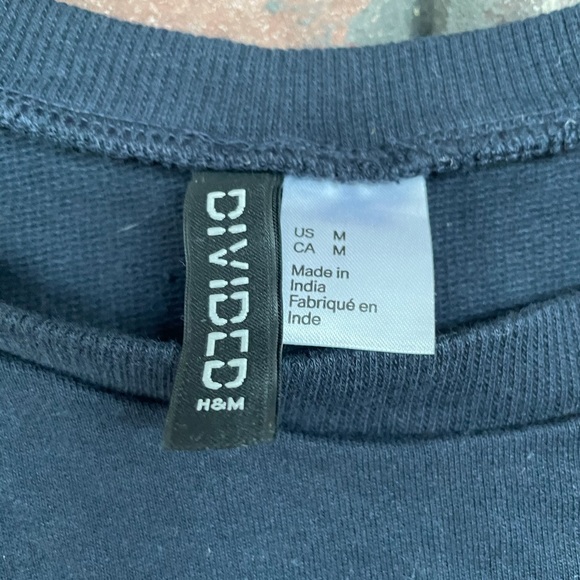 Divided long sleeve - Picture 2 of 2